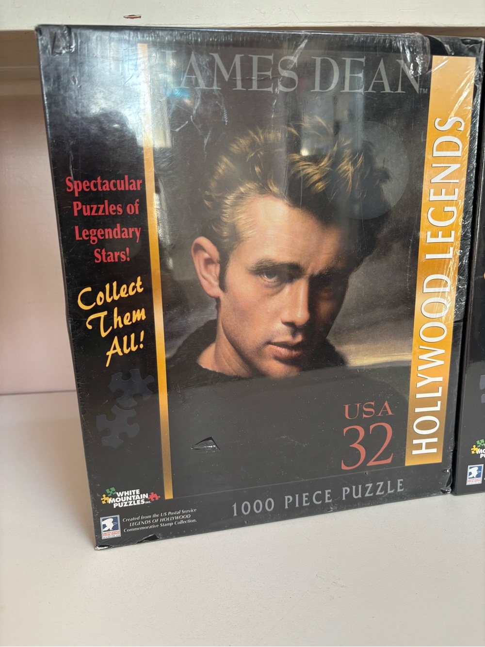 White Mountain- James Dean Hollywood Legends 1000-Piece Puzzle USPS Stamp Sealed